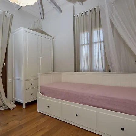 Thea Casa de Férias